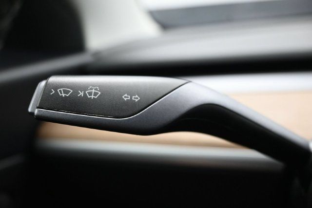 2020 Tesla Model 3 Standard Range Plus RWD - 23071983 - 14