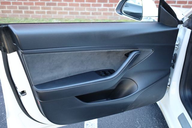 2020 Tesla Model 3 Standard Range Plus RWD - 22932742 - 18