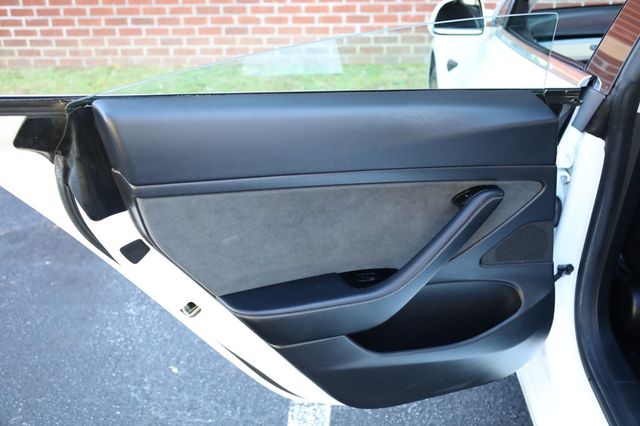 2020 Tesla Model 3 Standard Range Plus RWD - 22932742 - 20