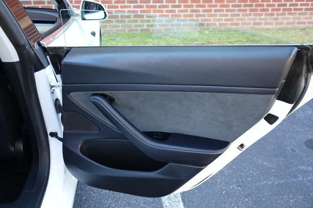 2020 Tesla Model 3 Standard Range Plus RWD - 22932742 - 22