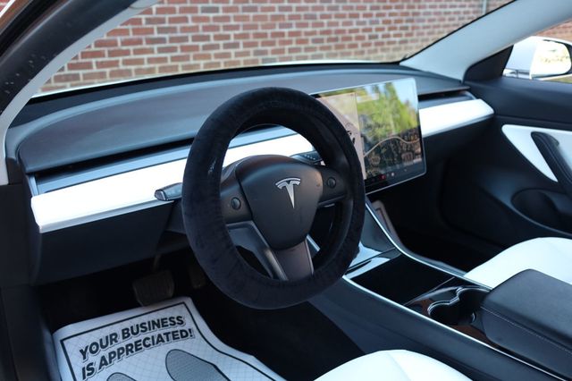 2020 Tesla Model 3 Standard Range Plus RWD - 22932872 - 21