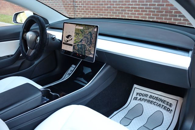 2020 Tesla Model 3 Standard Range Plus RWD - 22932872 - 26