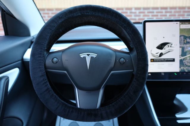 2020 Tesla Model 3 Standard Range Plus RWD - 22932872 - 36