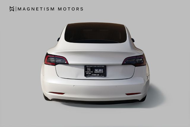 2020 Tesla Model 3 Standard Range Plus RWD - 22932872 - 3