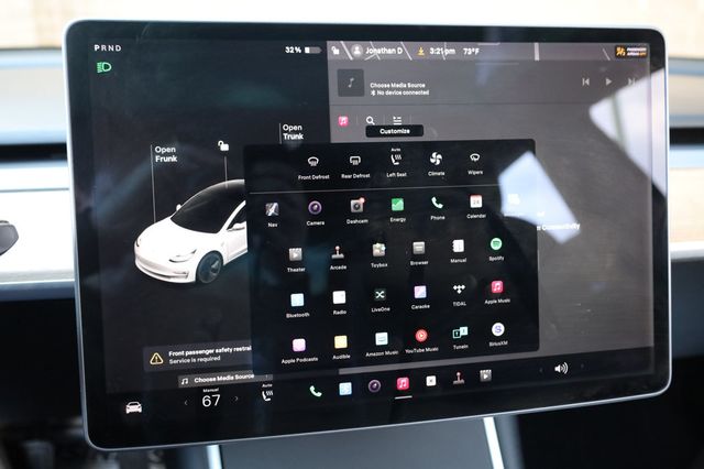 2020 Tesla Model 3 Standard Range Plus RWD - 22947455 - 33