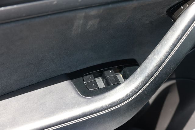 2020 Tesla Model 3 Standard Range Plus RWD - 23038845 - 42