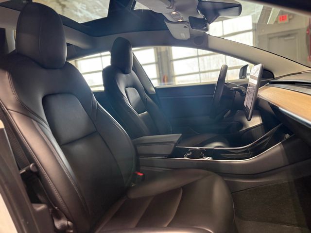 2020 Tesla Model 3 Standard Range Plus RWD - 22953576 - 24