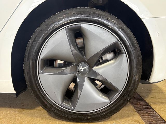 2020 Tesla Model 3 Standard Range Plus RWD - 22953576 - 32