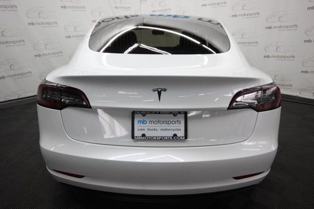 2020 Tesla Model 3 Standard Range Plus RWD - 22409104 - 4