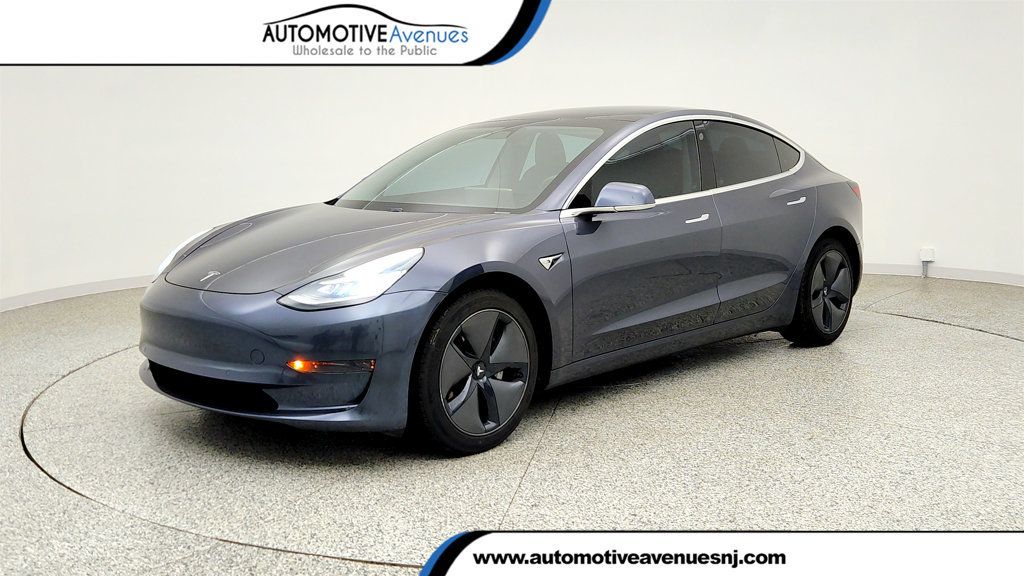 2020 Tesla Model 3 Standard Range Plus RWD w/ Premium Connectivity - 23035598 | Video 1