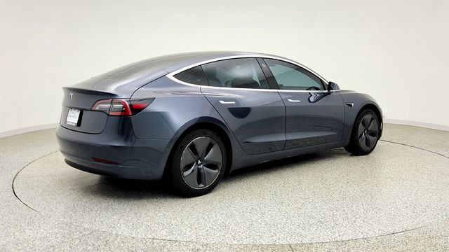 2020 Tesla Model 3 Standard Range Plus RWD w/ Premium Connectivity - 23035598 - 4