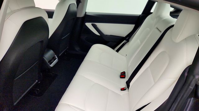 2020 Tesla Model 3 Standard Range Plus w/ White and Black Premium Interior - 23002784 - 24