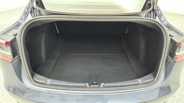 2020 Tesla Model 3 Standard Range Plus w/ White and Black Premium Interior - 23002784 - 25
