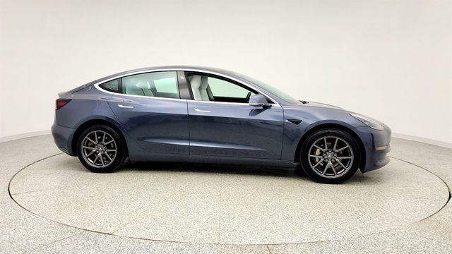 2020 Tesla Model 3 Standard Range Plus w/ White and Black Premium Interior - 23002784 - 3