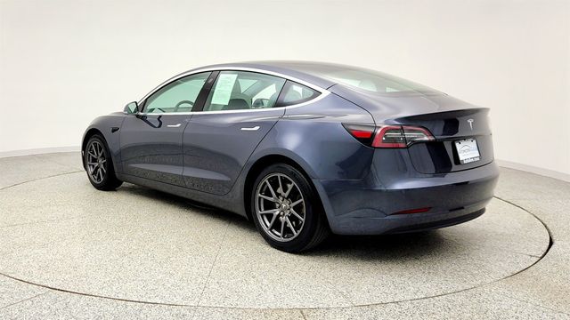 2020 Tesla Model 3 Standard Range Plus w/ White and Black Premium Interior - 23002784 - 6