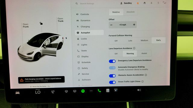2020 Tesla Model 3 Standard Range Plus w/ White & Black Premium Interior - 23029343 - 19