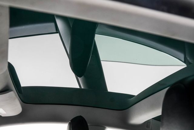 2020 Tesla Model 3 Standard Range RWD - 22984513 - 34