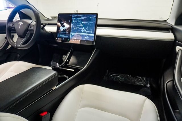 2020 Tesla Model 3 Standard Range RWD - 23065820 - 10