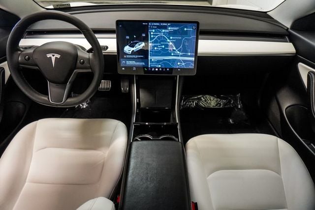 2020 Tesla Model 3 Standard Range RWD - 23065820 - 11