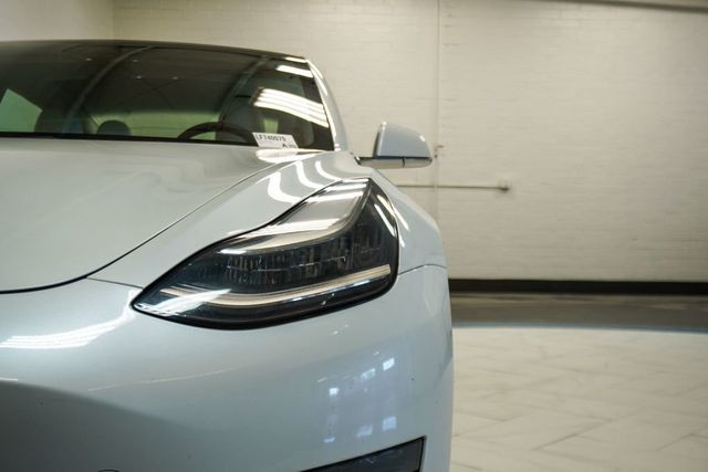 2020 Tesla Model 3 Standard Range RWD - 23065820 - 30