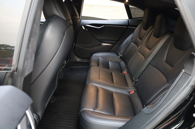 2020 Tesla Model S  - 22949219 - 19