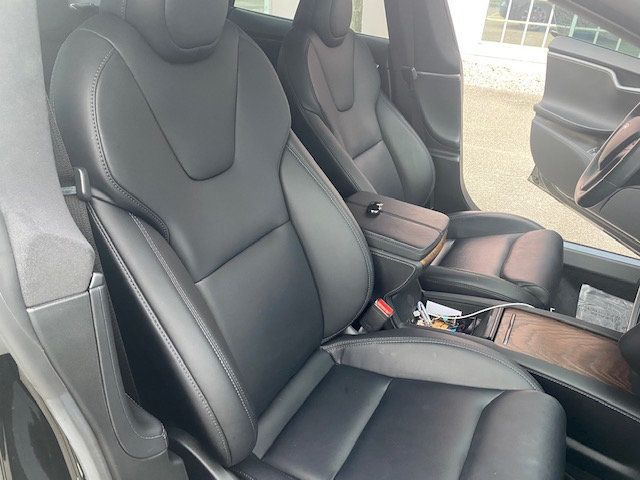 2020 Tesla Model S  - 21909040 - 12