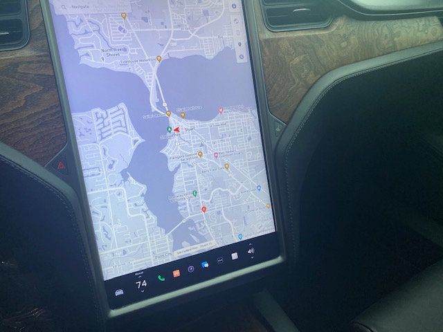 2020 Tesla Model S  - 21909040 - 15