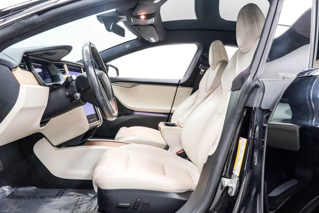 2020 Tesla Model S Long Range AWD - 23075660 - 16