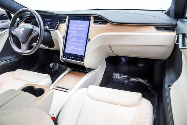 2020 Tesla Model S Long Range AWD - 23075660 - 22