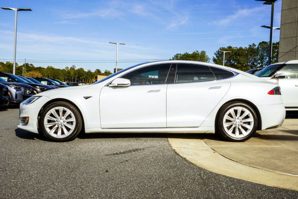 Tesla Model S photo 10