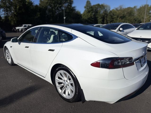 2020 Tesla Model S Long Range AWD *Ltd Avail* w/ Cream Premium Seat Trim & Oak Wood - 23091785 - 5