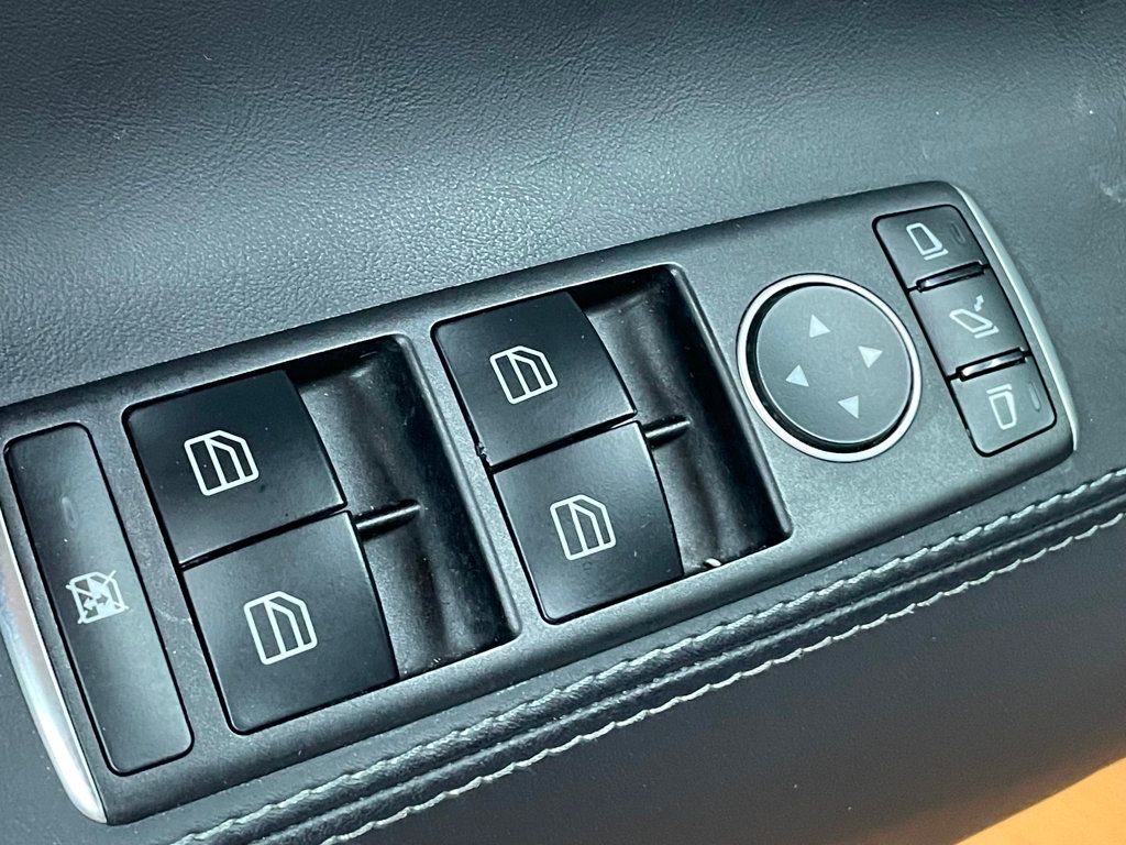 2020 Tesla Model S Long Range Plus AWD - 22950889 - 13