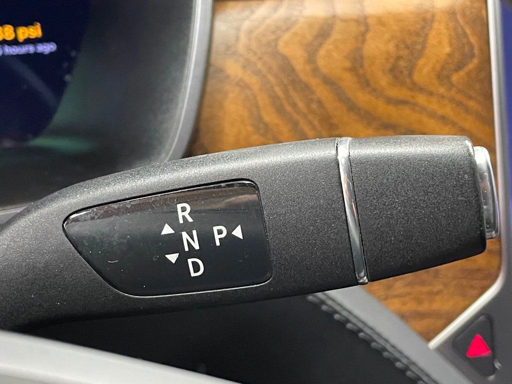 2020 Tesla Model S Long Range Plus AWD - 22950889 - 24