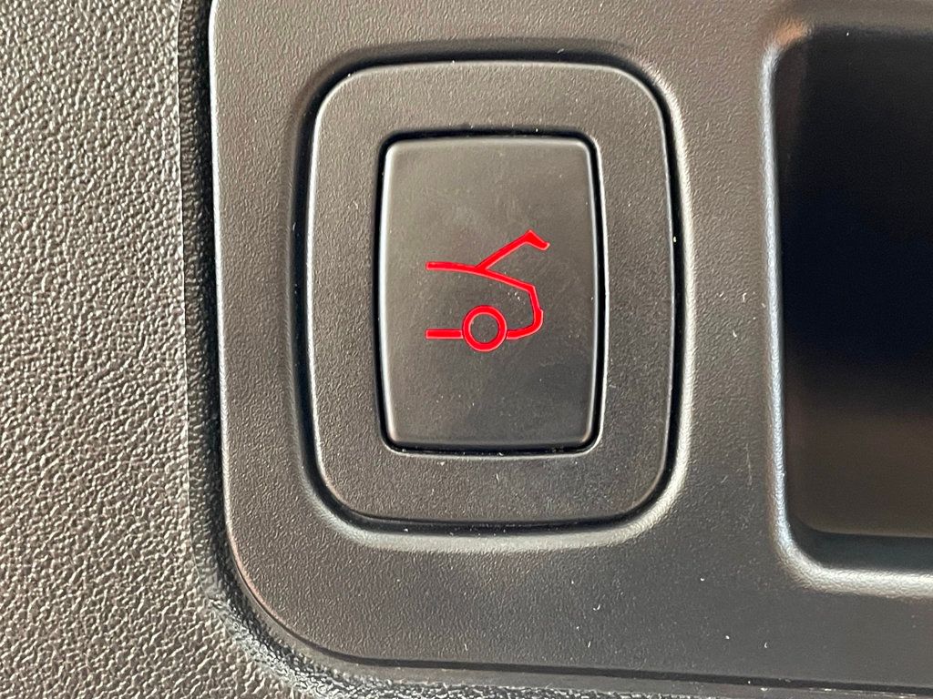 2020 Tesla Model S Long Range Plus AWD - 22975321 - 17