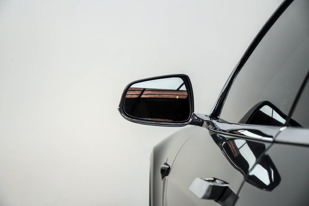 Tesla Model S photo 15