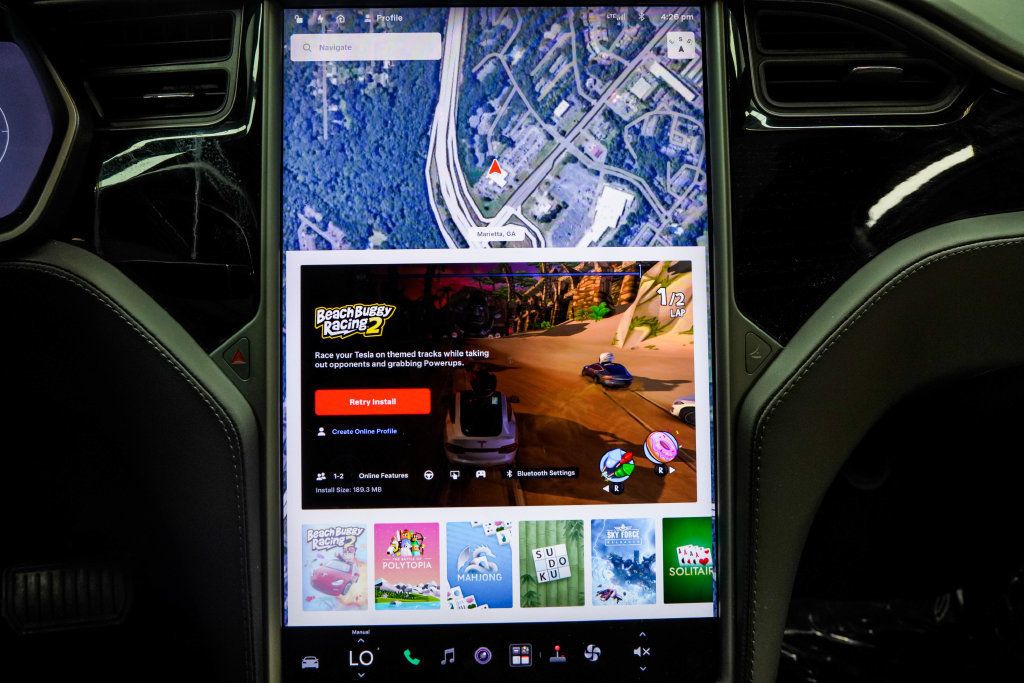 Tesla Model S photo 29