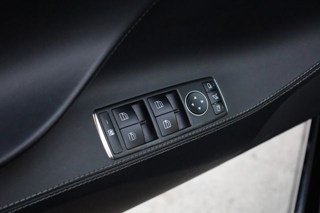 2020 Tesla Model S Long Range Plus AWD - 22949219 - 33