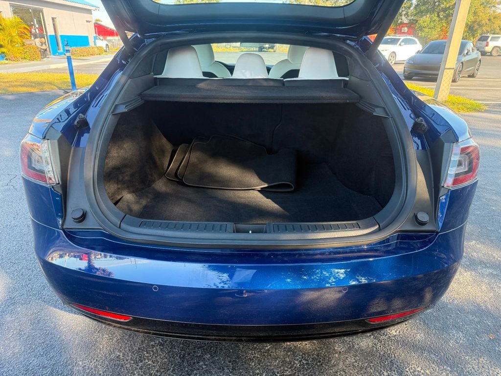 2020 Tesla Model S Long Range Plus AWD - 22700612 - 23