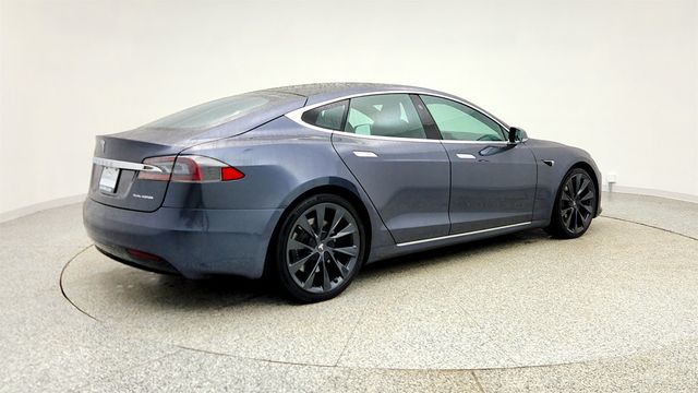 2020 Tesla Model S Long Range Plus AWD w/ 21'' Wheels & Panoramic Glass Roof - 22997471 - 4