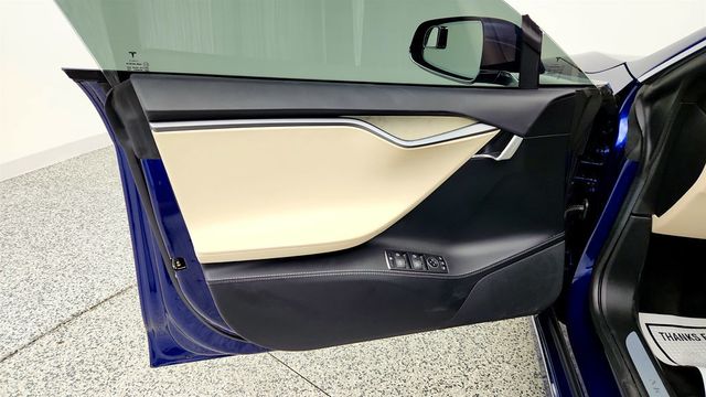 2020 Tesla Model S Long Range Plus AWD w/ Cream Premium Interior - 23070985 - 10