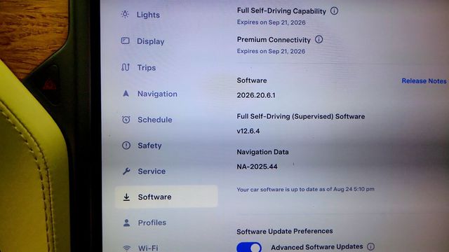 2020 Tesla Model S Long Range Plus AWD w/ Cream Premium Interior - 23070985 - 17