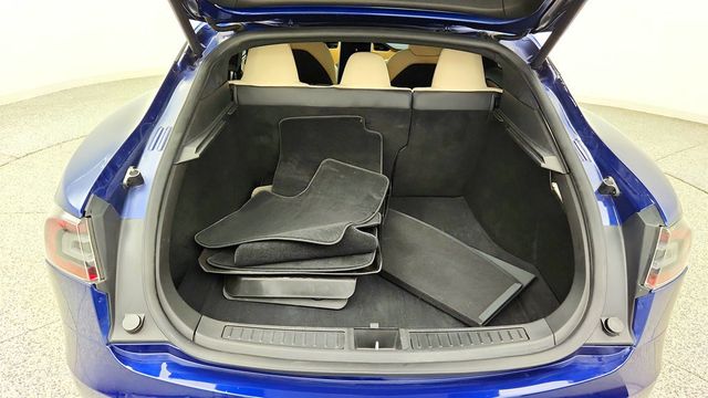 2020 Tesla Model S Long Range Plus AWD w/ Cream Premium Interior - 23070985 - 24
