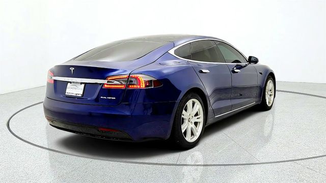2020 Tesla Model S Long Range Plus AWD w/ Cream Premium Interior - 23070985 - 4