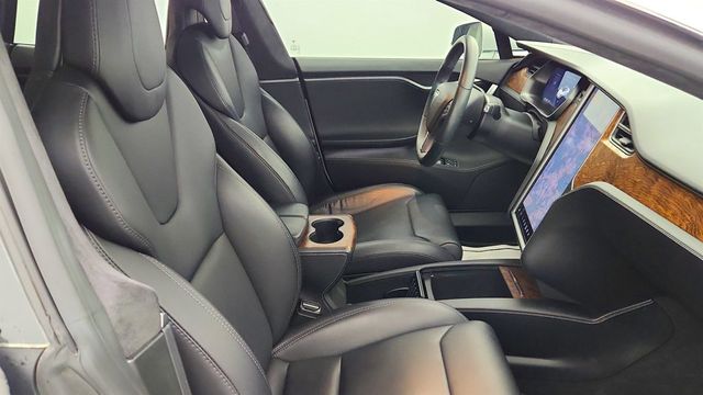 2020 Tesla Model S Performance AWD - 23026782 - 28