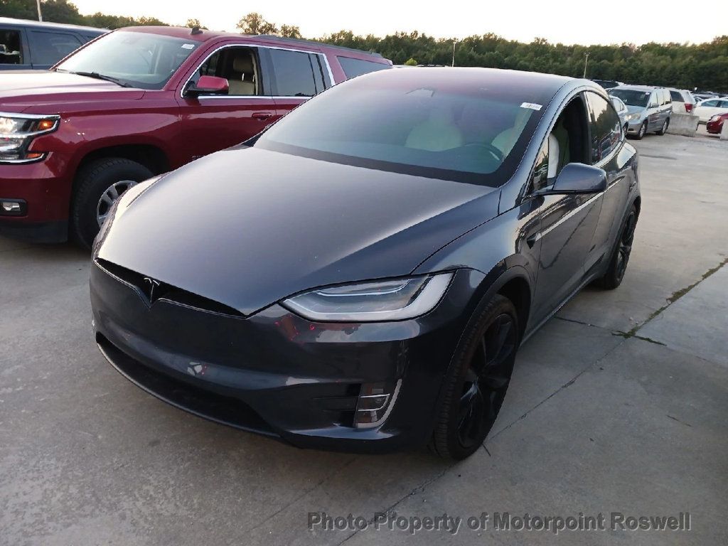 2020 Tesla Model X Long Range photo 2