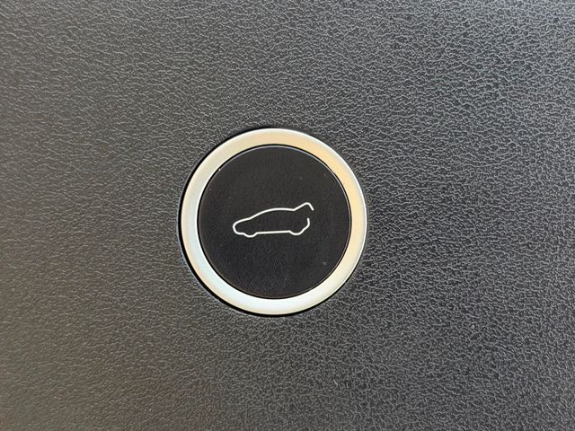 2020 Tesla Model X Long Range AWD - 23002932 - 36