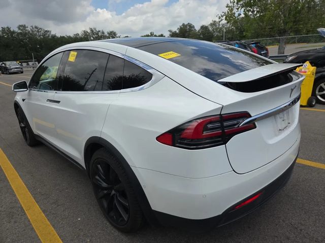 2020 Tesla Model X Long Range AWD - 23072859 - 2