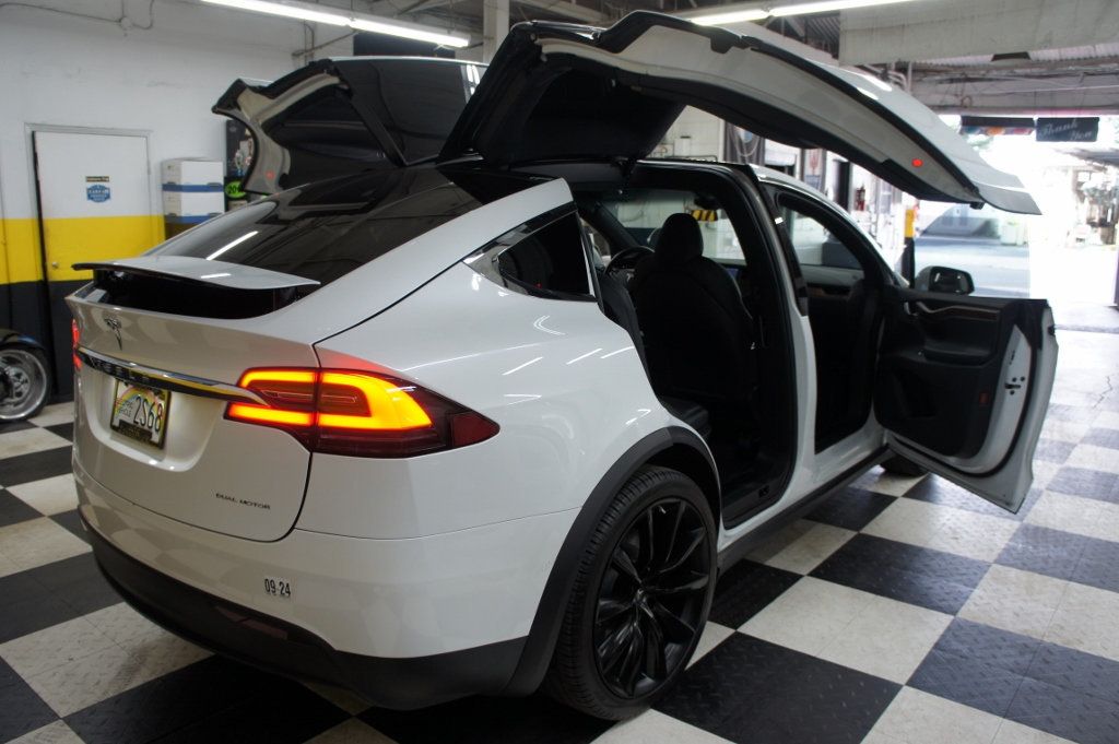 2020 Tesla Model X Long Range Plus,  7 Seats - 22518517 - 5