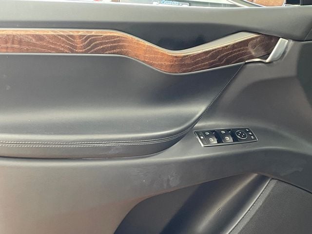 2020 Tesla Model X Long Range Plus AWD - 22997091 - 13