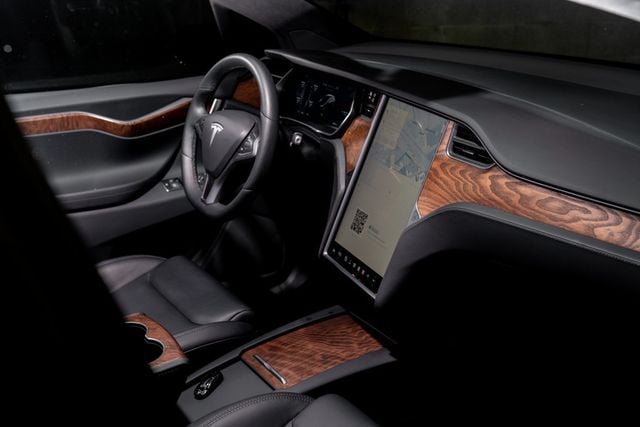 2020 Tesla Model X Long Range Plus AWD - 23072654 - 20